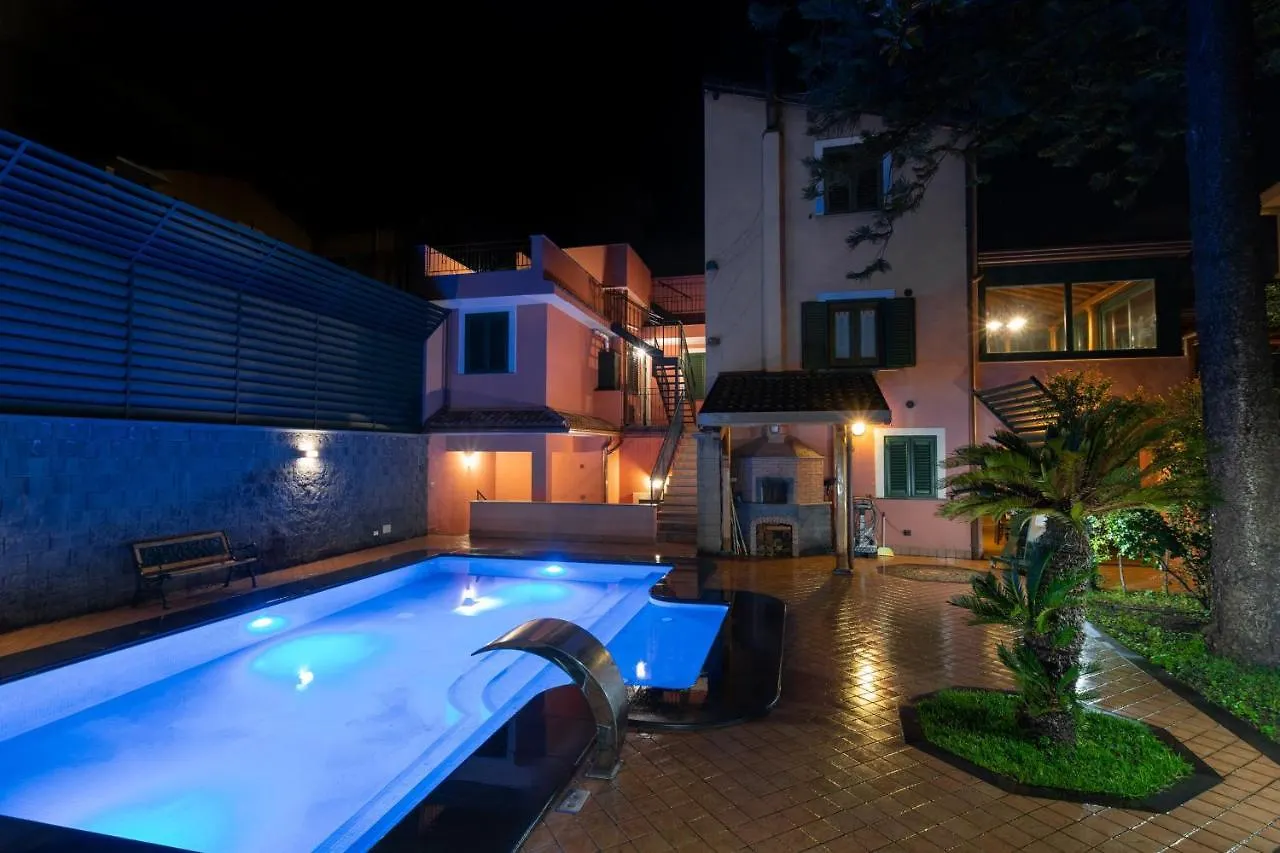 Alhambra - Guest House Di Charme Giarre 3*,
