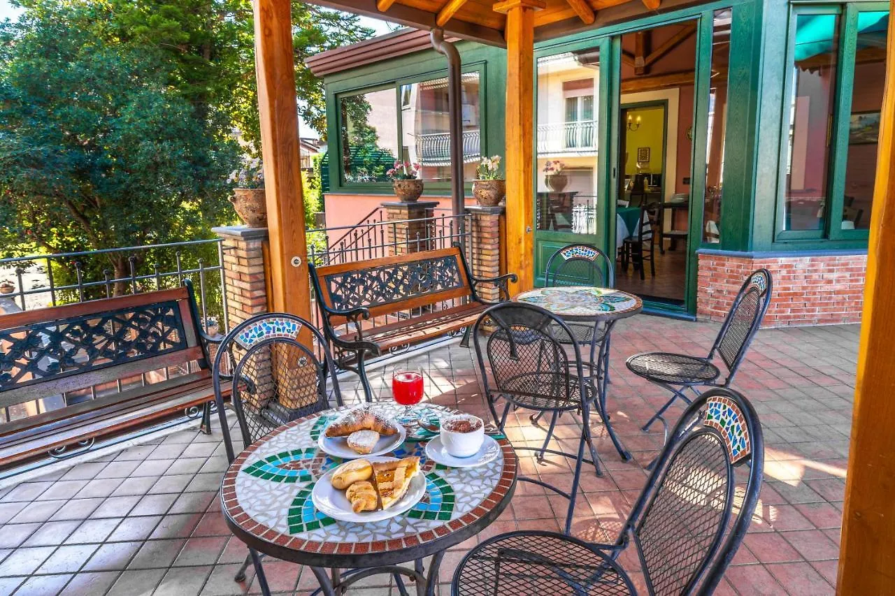 *** Bed & Breakfast Alhambra - Guest House Di Charme Giarre Italië