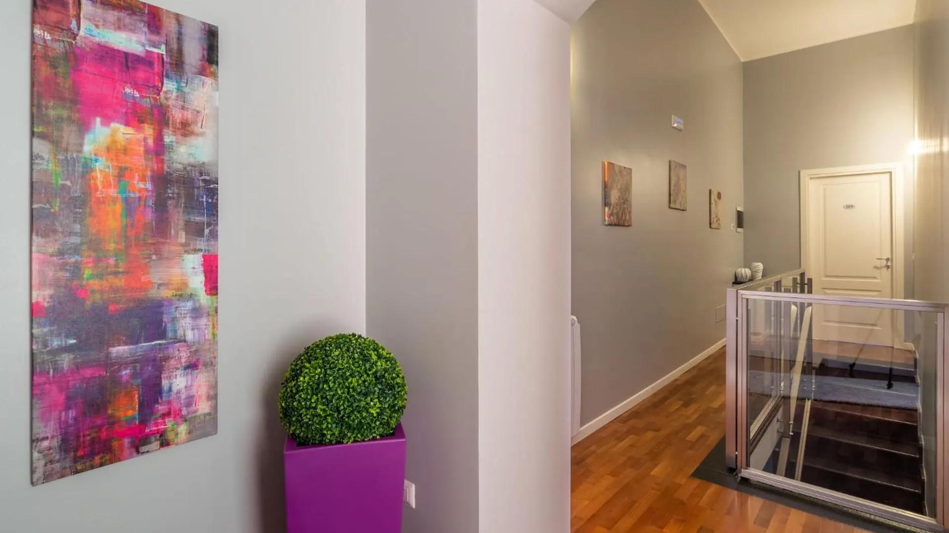 *** Frühstückspension B&B Di Charme Alhambra Italien