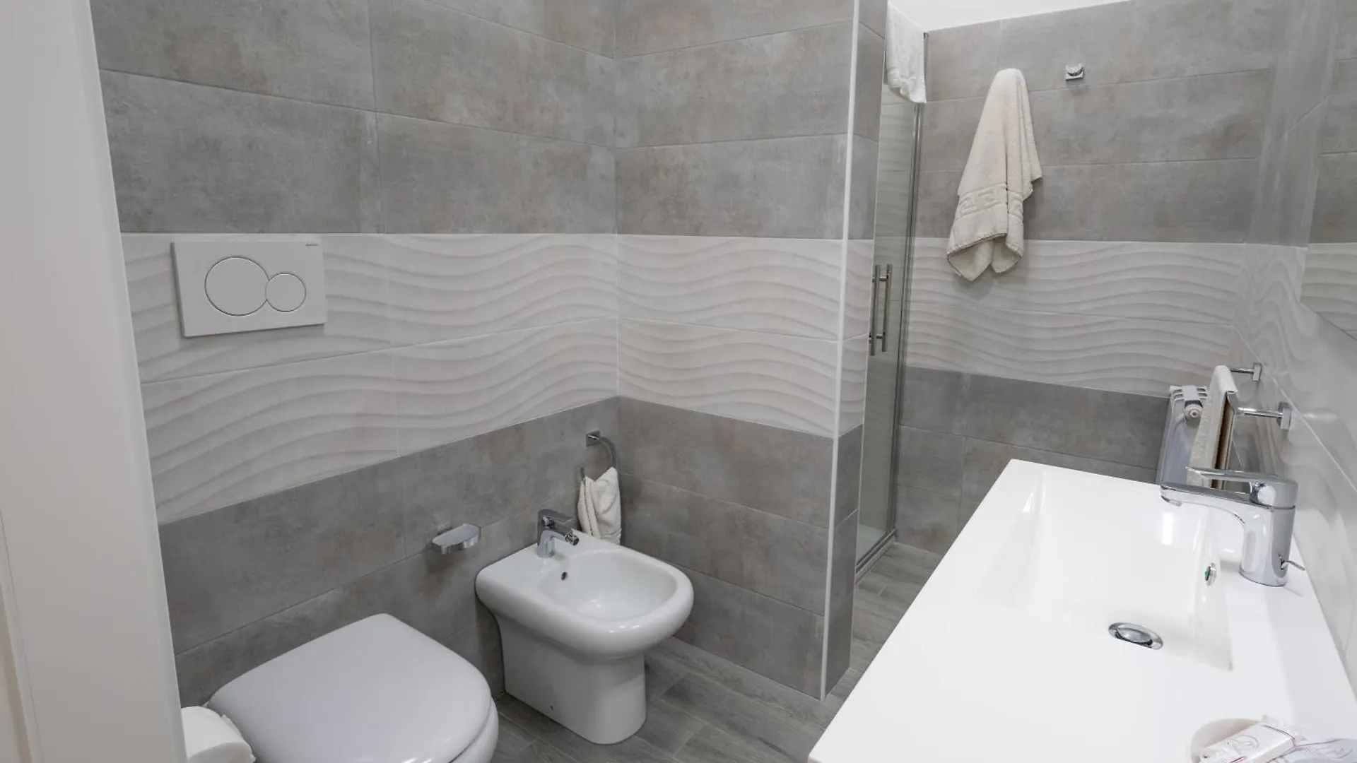 Alhambra - Guest House Di Charme Giarre Bed & Breakfast