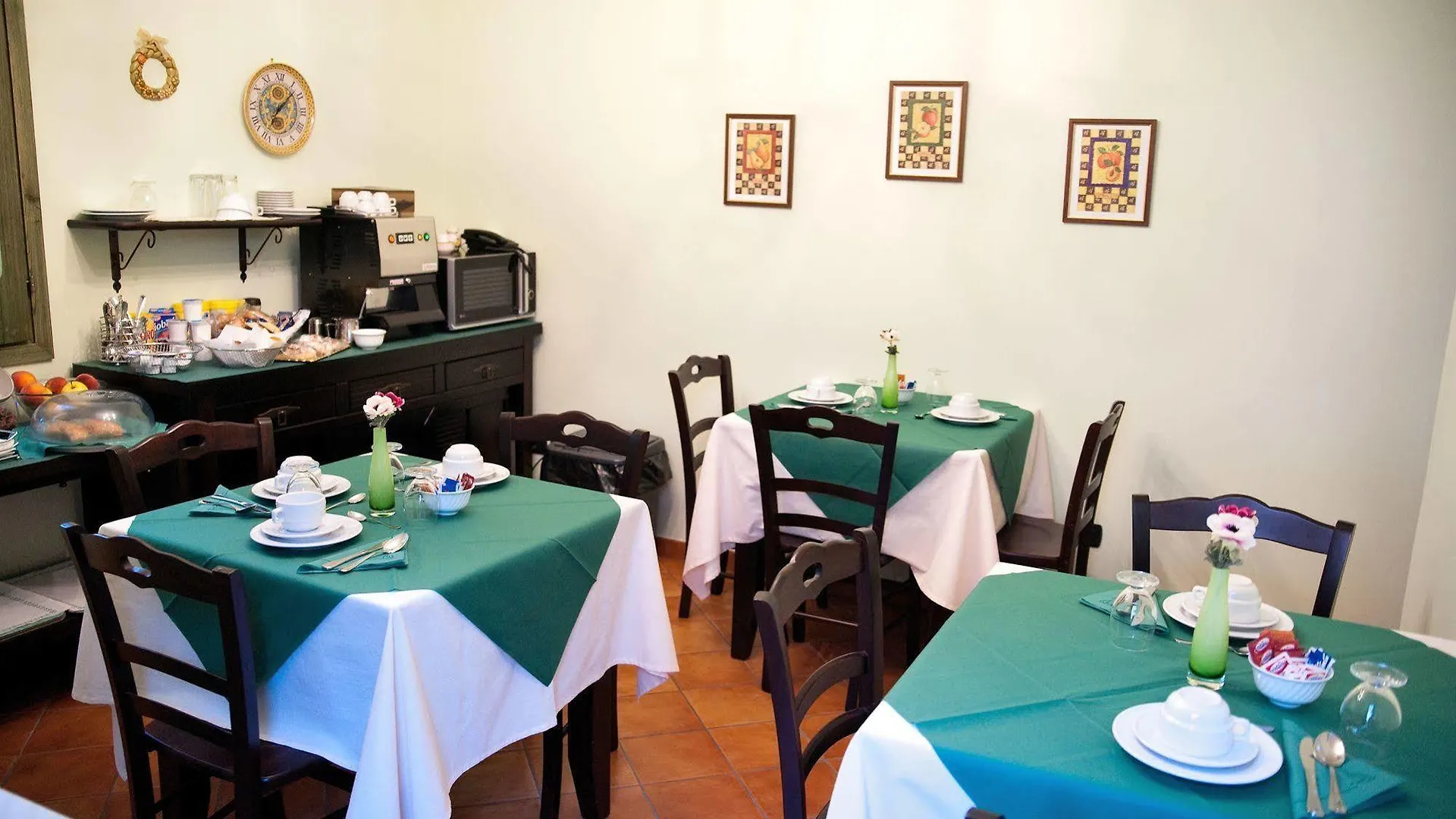 Alhambra - Guest House Di Charme Giarre Bed & Breakfast