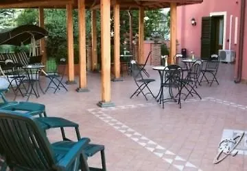 *** Frühstückspension B&B Di Charme Alhambra Italien
